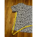 Philosophy  Women’s Large Black White Rose Floral Short Sleeve High Neck Work Photo 2