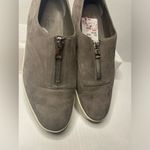 Vince Womens Warner Leather Suede Platform Zip-Up Sneakers Limestone Gray size 9 Photo 5