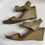 Axxiom Sutton wedge sandals size 10 Photo 6