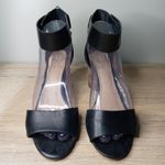 Vince Camuto  Black Leather Open Toe Ankle Strap Block‎ Heel Sandals Size 7.5 Photo 2