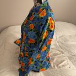 Jones New York  Floral ButtonDown Shirt Size Medium Photo 3