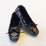 Minnetonka  Aztec Tribal Moccasin Shoes Photo 2