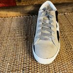 *One Left Shoe*‎ Black Star Sneaker Size 9 Photo 2