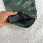 Universal Threads Universal Thread High Rise Slim Straight Jeans Womens 00/24 Green Camo Denim Photo 7