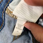 Madewell  9" High-Rise Skinny Crop Jeans: Destructed-Hem Edition size 29 Photo 13