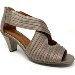 Gentle Souls Like new  / Kenneth Cole leather heels Photo 0