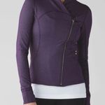Lululemon  Women's Precision Jacket Purple Sz 8 Photo 0