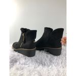 Bandolino Rhena2 Black Suede Wedge Bootie 8.5 Faux Fur Collar Zipper Closure Photo 4