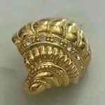 KJL Kenneth Jay Lane Avon Gold Tone Rhinestone Seashell Scarf C:lip / Extender Photo 2