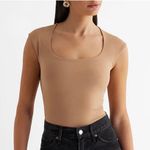 EXPRESS Body Contour High Compression Scoop Neck Cap Sleeve Bodysuit M Photo 0