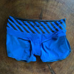 Lululemon Women’s  Groovy Run Short Cornflower Blue Black Inkwell size 6 EUC Photo 5