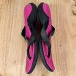 Crocs  Disney Mickey Mouse Thong Flip Flop Sandals Black Pink Womens 8 Photo 5