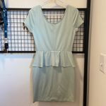 Timing EUC | women’s bodycon ruffle dress — medium Photo 4