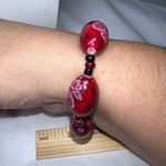 Vintage‎ Hand Painted Glass Bead Stretch Bracelet Red Photo 1
