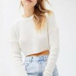 Urban Outfitters  cream cropped sweater‎ long sleeve women’s size small modern Photo 0