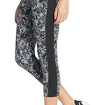 Nike Legendary Jewels Crop Leggings Womens L Gray Black Mid Rise Athleisure Photo 0