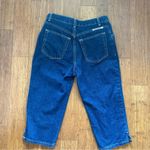 Vintage Second Generation Embroidered Floral Hem Denim Capri Jeans: Size 9 Blue Photo 4