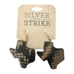 NWT Silver Strike Texas Faux Snake Print Dangle Earrings 3D Belt Co. Black Cream Photo 1