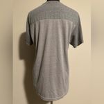 Harry Potter EUC  Grey Hogwarts Houses tee size medium Photo 2