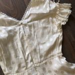 Three Floor V-neck Polka Dot Pattern Alba Dress In White Photo 5