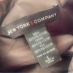 New York And Company  puffer vest Photo 3