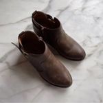 Jellypop  Women's Sarin Brown Ankle Booties Photo 4