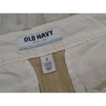 Old Navy NEW women's size 2 khaki shorts Photo 3