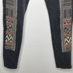 BDG  Mid Rise‎ Twig Ankle Embroidered Jeans Photo 3