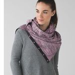 Lululemon Vinyasa Scarf Space Dye Camo Berry Rumble Multi Rulu Buttery Soft Photo 0