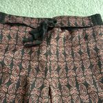 Shoulder Black and Pink Patterned Women's Cropped Silk Dress Pants Size 36 Photo 2