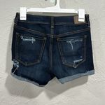 American Eagle 360super stretch hi-rise shortie distressed size 4 Photo 3
