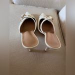 Ivory Buckle Slip On Point Toe Women’s High Heels Pumps Shoes Sz 9.5 EUC Gold Photo 3