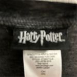 Harry Potter  Hogwarts Alumni Juniors V-Neck T-Shirt Black Size S Photo 3