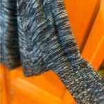 Hem & Thread  Sweater Size M Photo 2