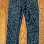 Lululemon Wunder Under Crop II Animal Swirl Deep Coal Light Size 4 cheetah Photo 0