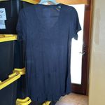 Hue NWT  Black Short Sleeve V-Neck Legging Tee Size Small Photo 5