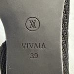 Vivaia Pointed Photo 3