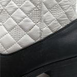 Trotters Blizzard III Women Boots Size 6.5 Faux Leather Quilted Western Gorpcore White Photo 13