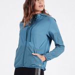 Vuori  Stonesteps Windbreaker Jacket Photo 6