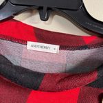 Andthewhy Boutique  medium plaid blouse Photo 2