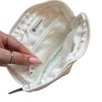 Lululemon  Everywhere Belt Bag Solid White Sporty Fanny Pack Travel‎  Gym Walking Photo 2