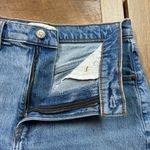 Abercrombie & Fitch  The ‘90s Relaxed Cutoff Short High Rise Women’s Size 6/28 Photo 3