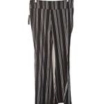 No Boundaries NWOT  Juniors’ Size 19 Striped Pull-On Flare Pants Black White Photo 4