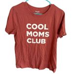Old Navy  T-Shirt - Cool Moms Club Photo 0
