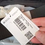 Lululemon  black fleece everywhere bag size 1L Photo 4