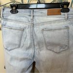 Karl Lagerfeld  Paris Skinny Above Ankle raw hem light wash jeans Sz 6 EUC Photo 4