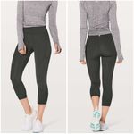 Lululemon Game Point Crop 23” in Size 2 Photo 1