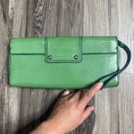 Banana Republic Green Leather Wristlet Clutch Bag Silver Buckle Lizard Embossed Photo 7
