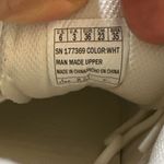 Skechers NWT Sketchers street glam point it sneaker white 6 Photo 1