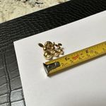 Avon Gold Tone Lapel Tack Pin Faux Pearl Bunny Rabbit Family Photo 2